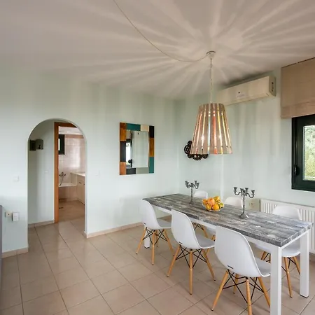 Portela Homes Kapsali * ケラトカンボス